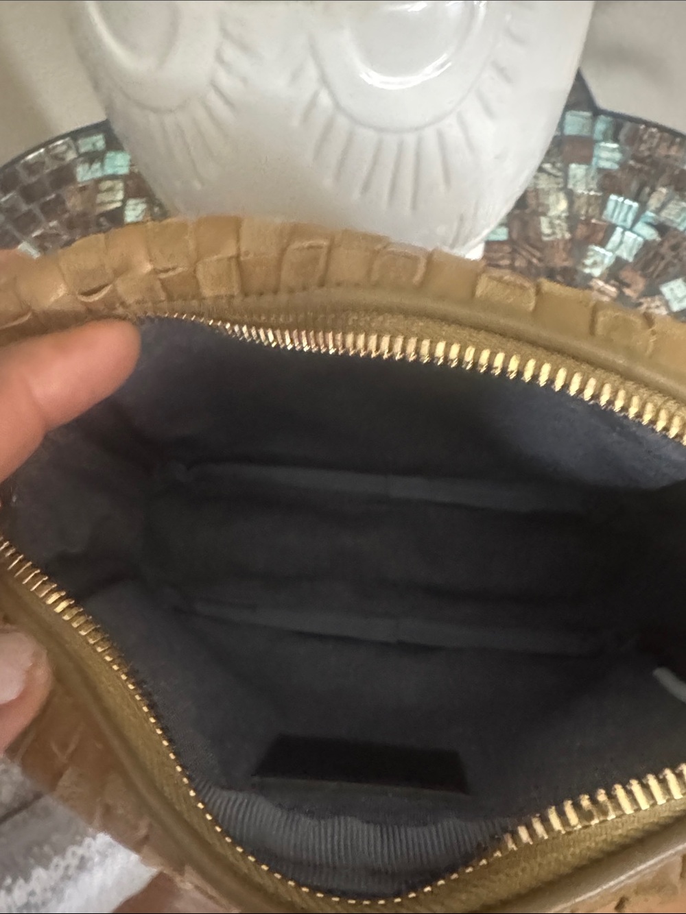 Clare .V Midi Sac Woven Crossbody Bag
Clare V. - Picture 7 of 16